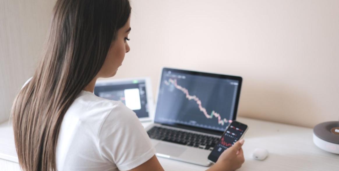 Online learning session showing a participant reviewing business materials on screen